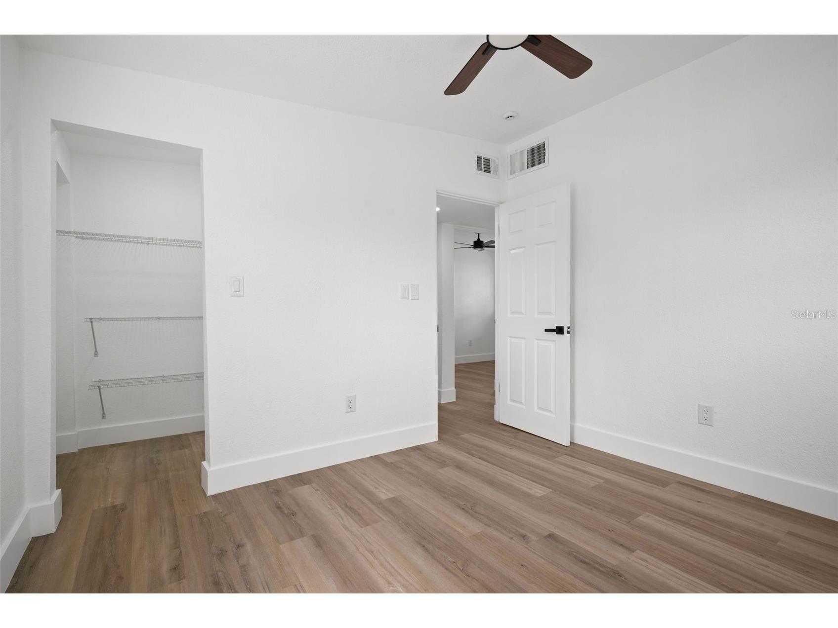 9596 Groveland Street Seminole FL 33772 O6415478 image6