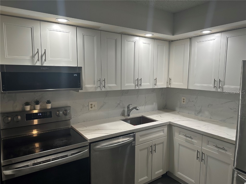 9596 N Belfort Circle #109 Tamarac FL 33321 O6176403 image1