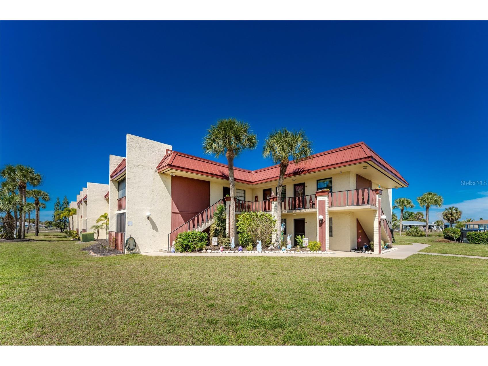 96 Boundary Boulevard #132 Rotonda West FL 33947 D6146703 image1