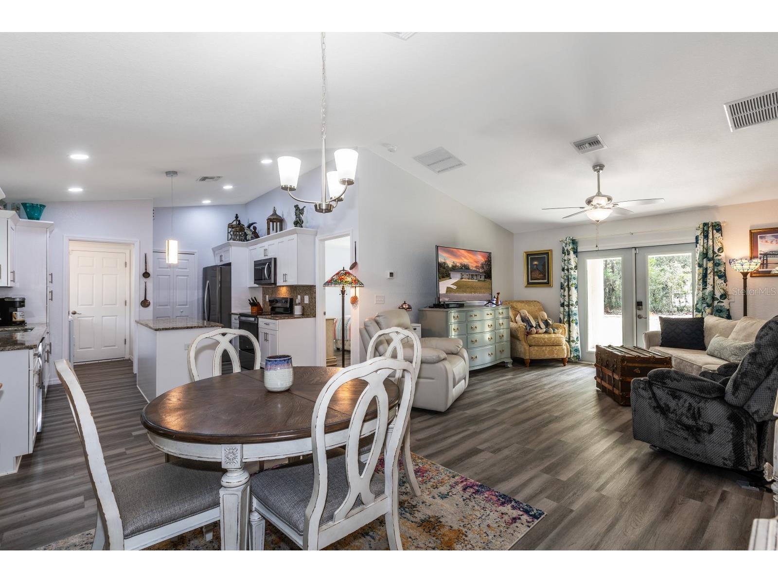 96 Fisher Way Trail Ocklawaha FL 32179 G5106636 image4