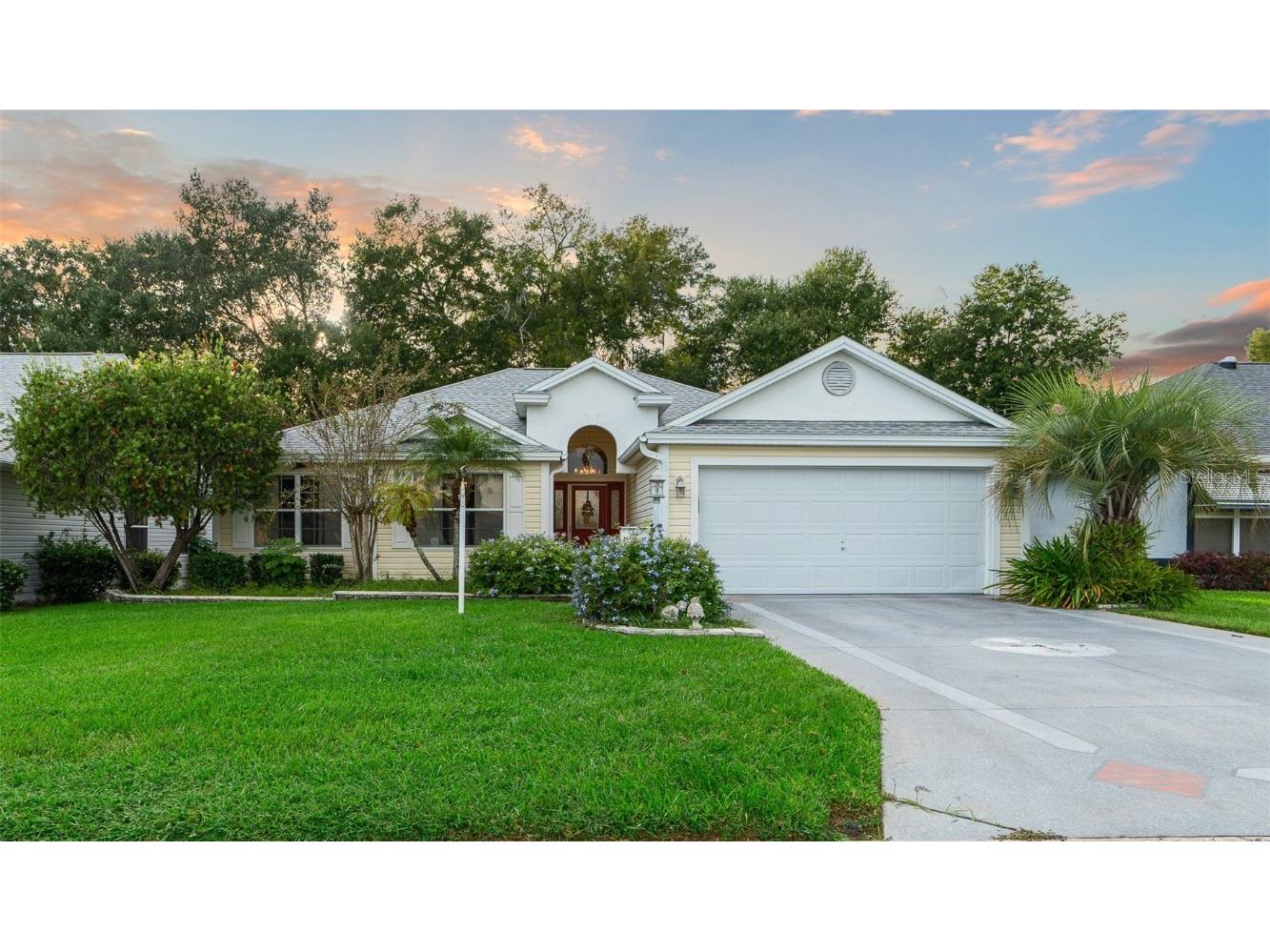 96 Palermo Place Lady Lake FL 32159 OM666276 image1