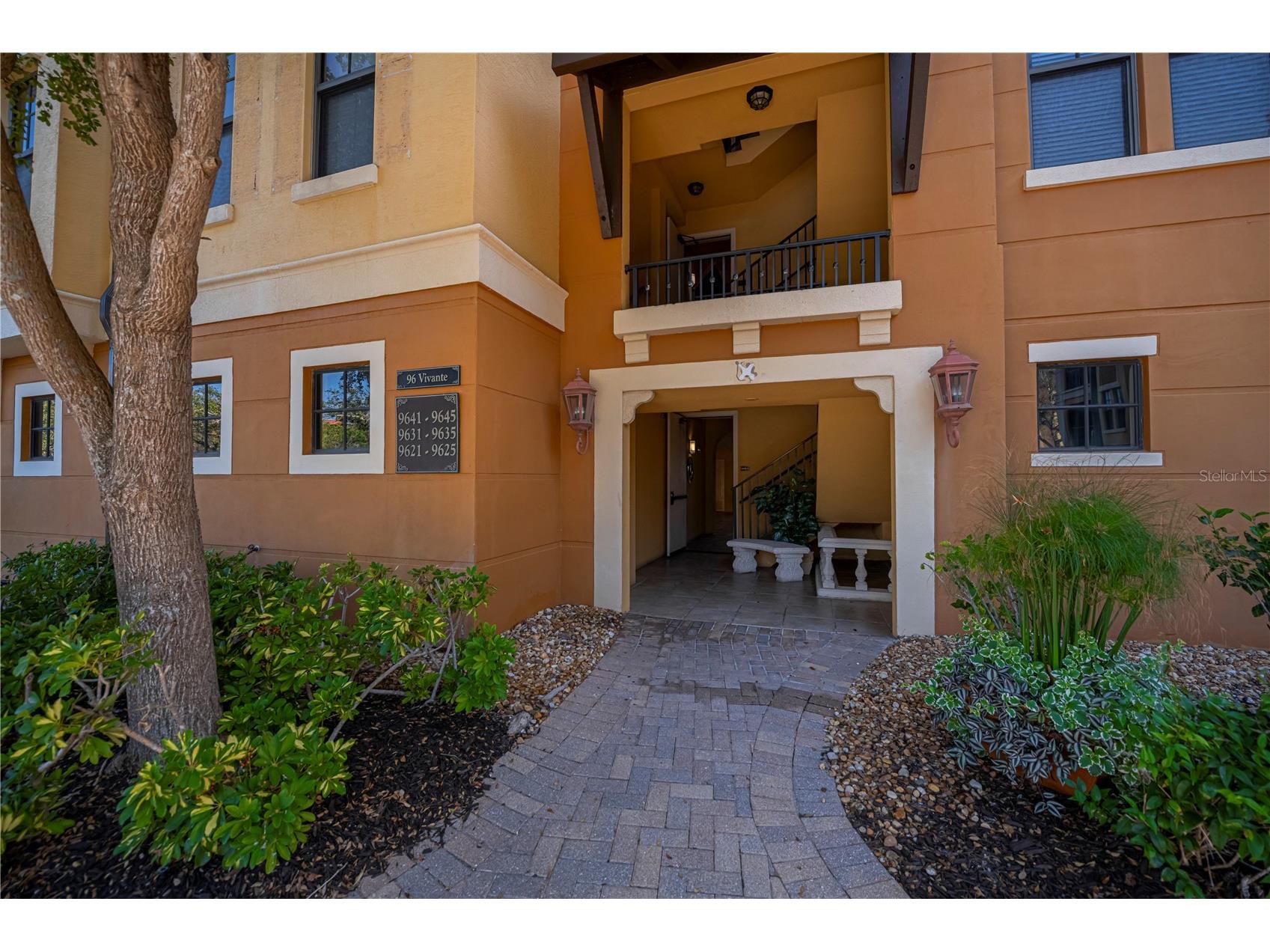 96 Vivante Boulevard #24 Punta Gorda FL 33950 C7519345 image3