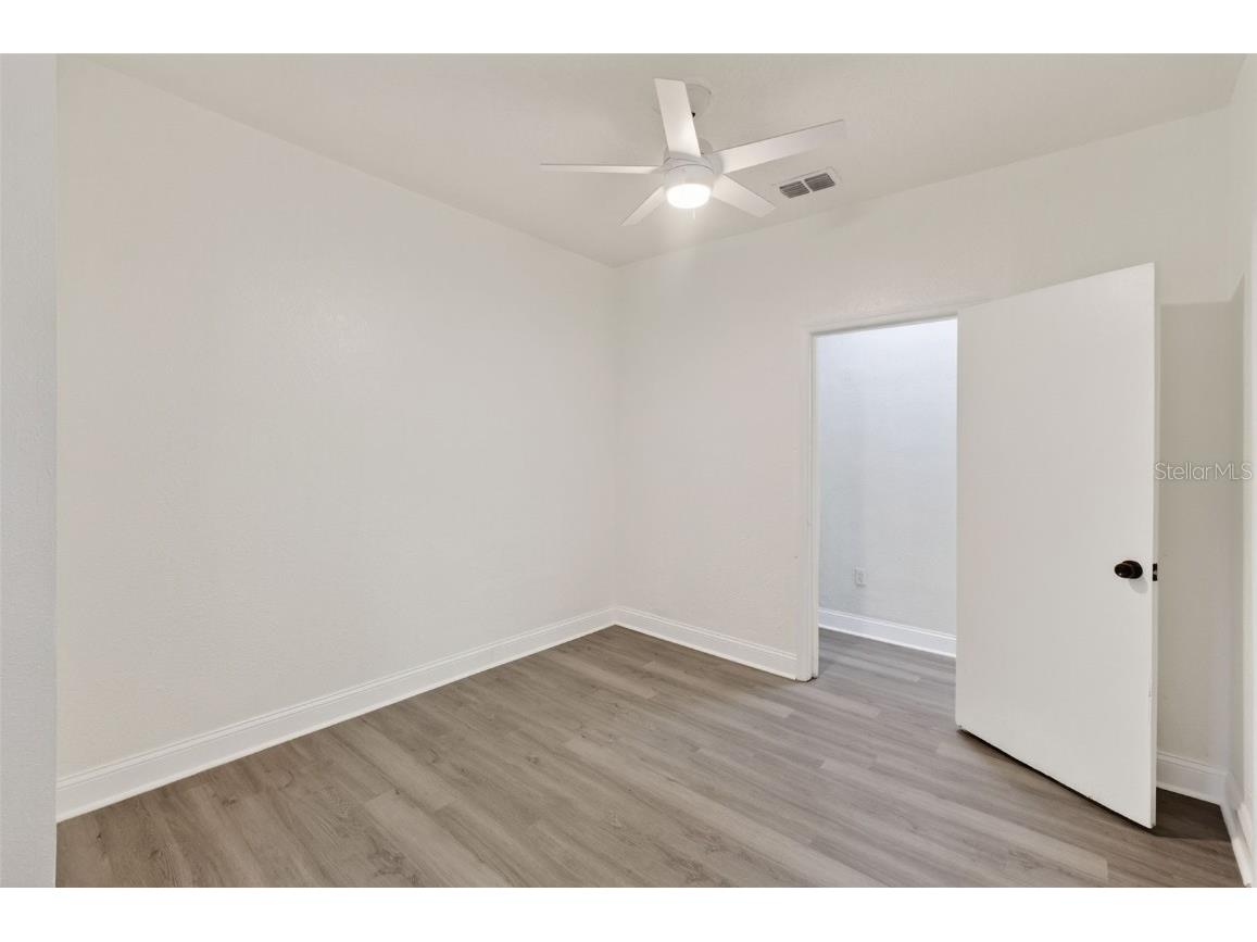 96 W Esther Street Orlando FL 32806 O6371252 image37