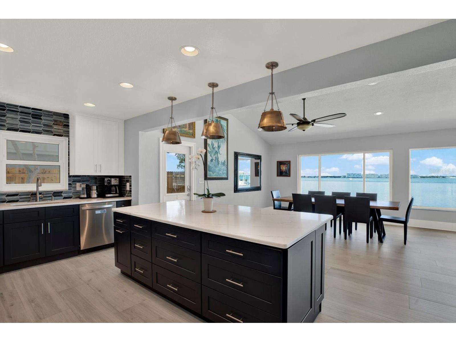 960 Boca Ciega Isle Drive Saint Pete Beach FL 33706 - BOCA CIEGA BAY TB8531692 image18