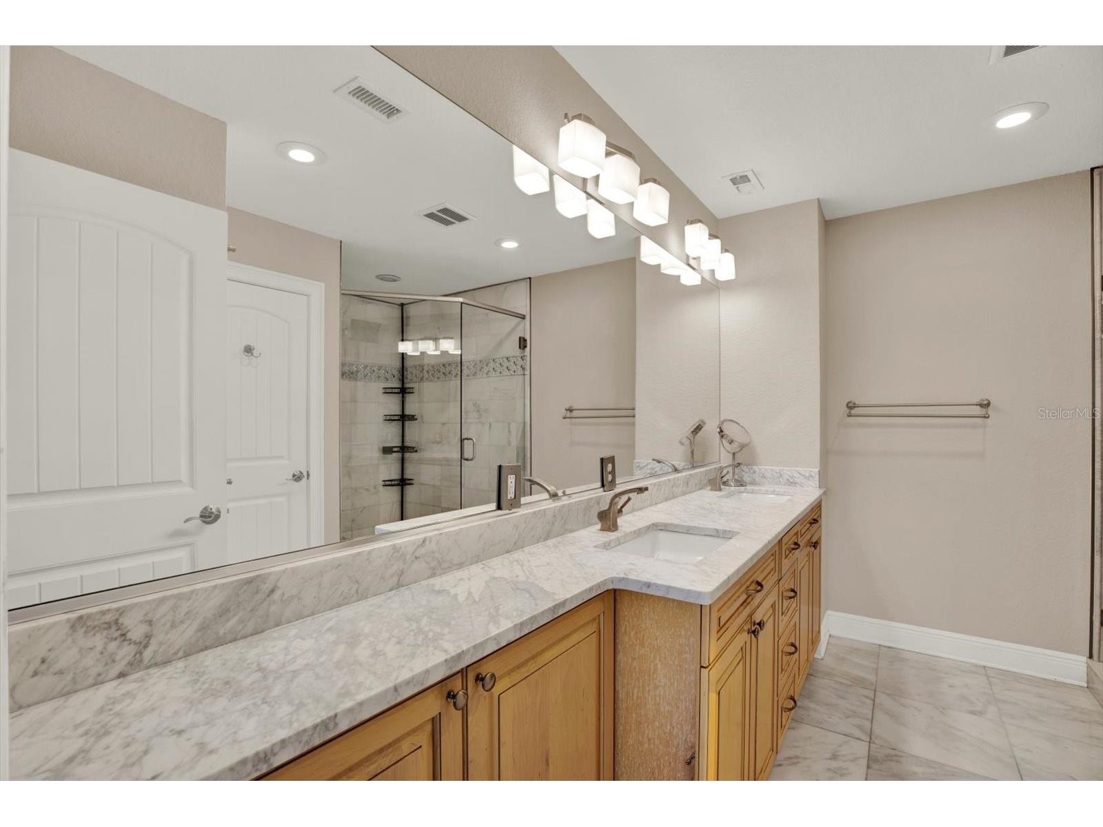 960 Boca Ciega Isle Drive Saint Pete Beach FL 33706 - BOCA CIEGA BAY TB8531692 image19