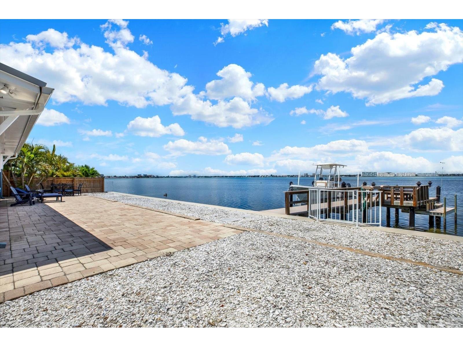 960 Boca Ciega Isle Drive Saint Pete Beach FL 33706 - BOCA CIEGA BAY TB8531692 image36