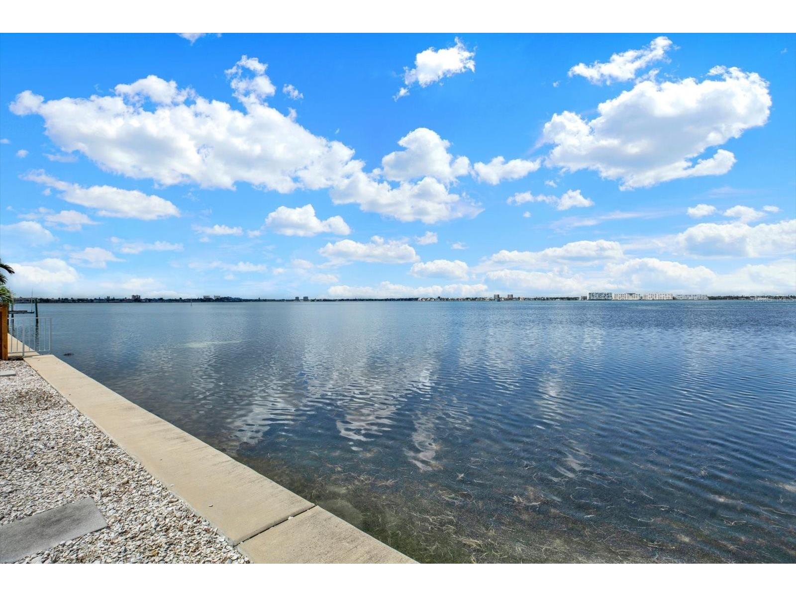 960 Boca Ciega Isle Drive Saint Pete Beach FL 33706 - BOCA CIEGA BAY TB8531692 image37