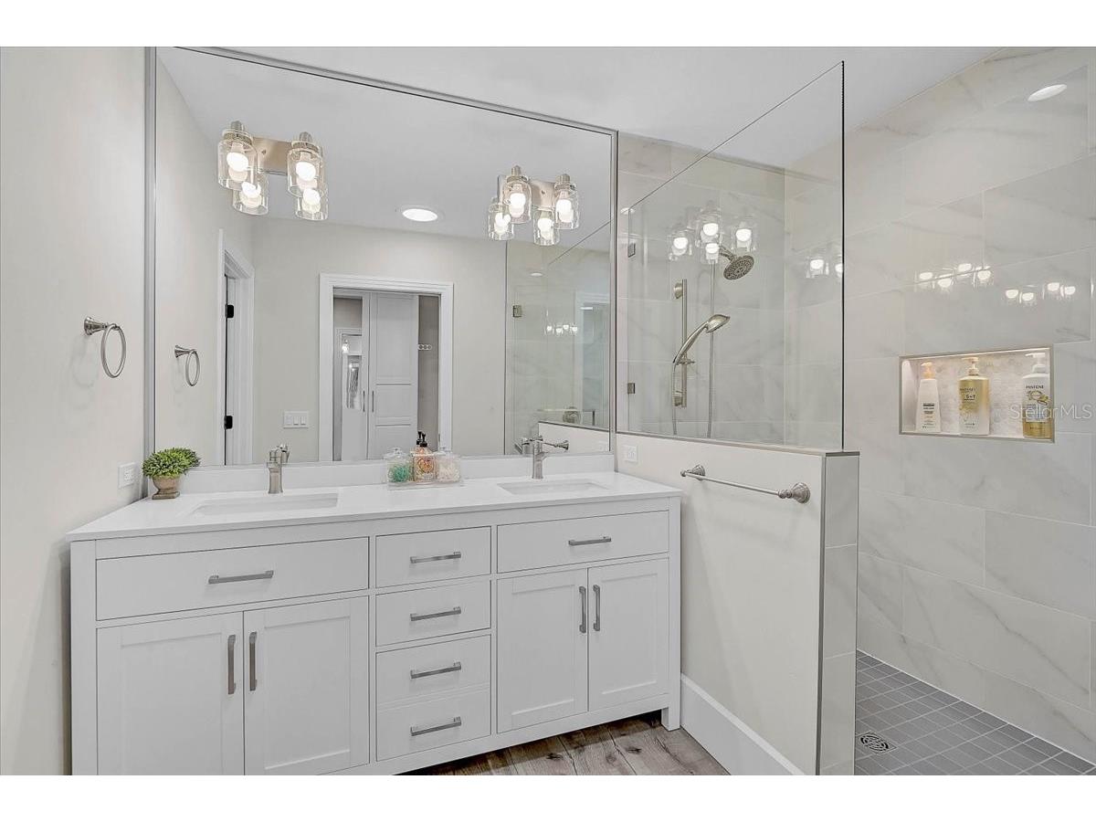 960 Highland Circle Nokomis FL 34275 A4678421 image35