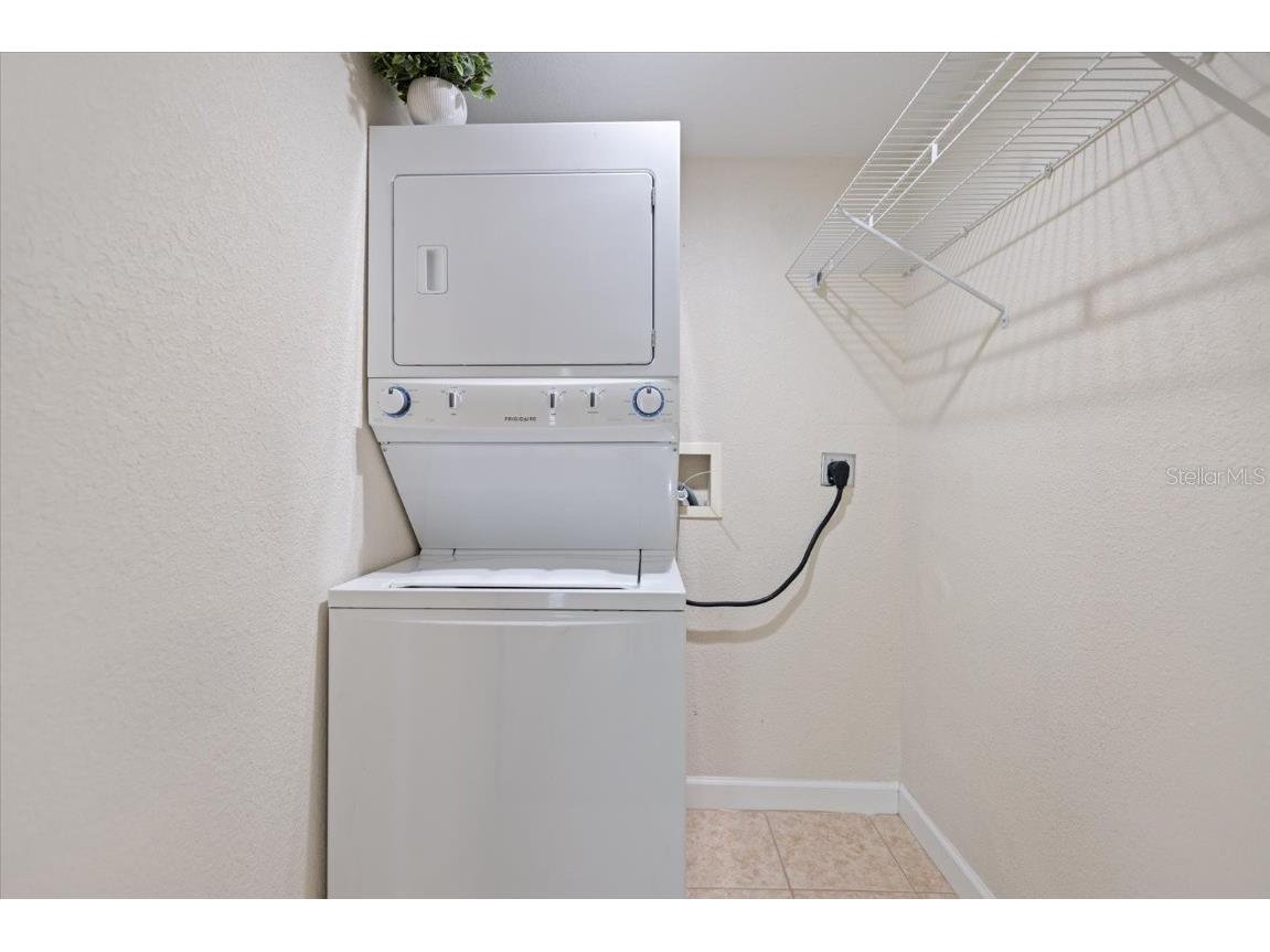 960 Highland Street Sarasota FL 34234 A4659363 image17