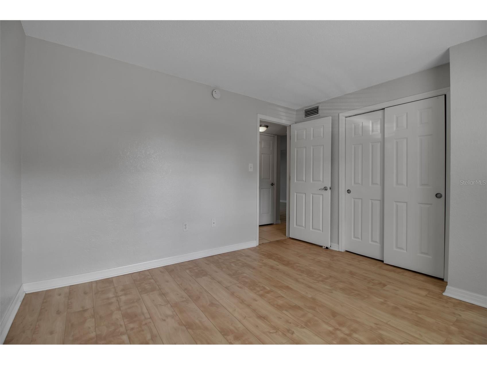 960 La Costa Circle #3 Sarasota FL 34237 A4677986 image18