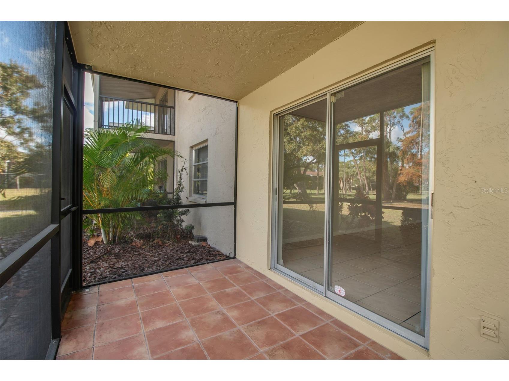 960 La Costa Circle #3 Sarasota FL 34237 A4677986 image25