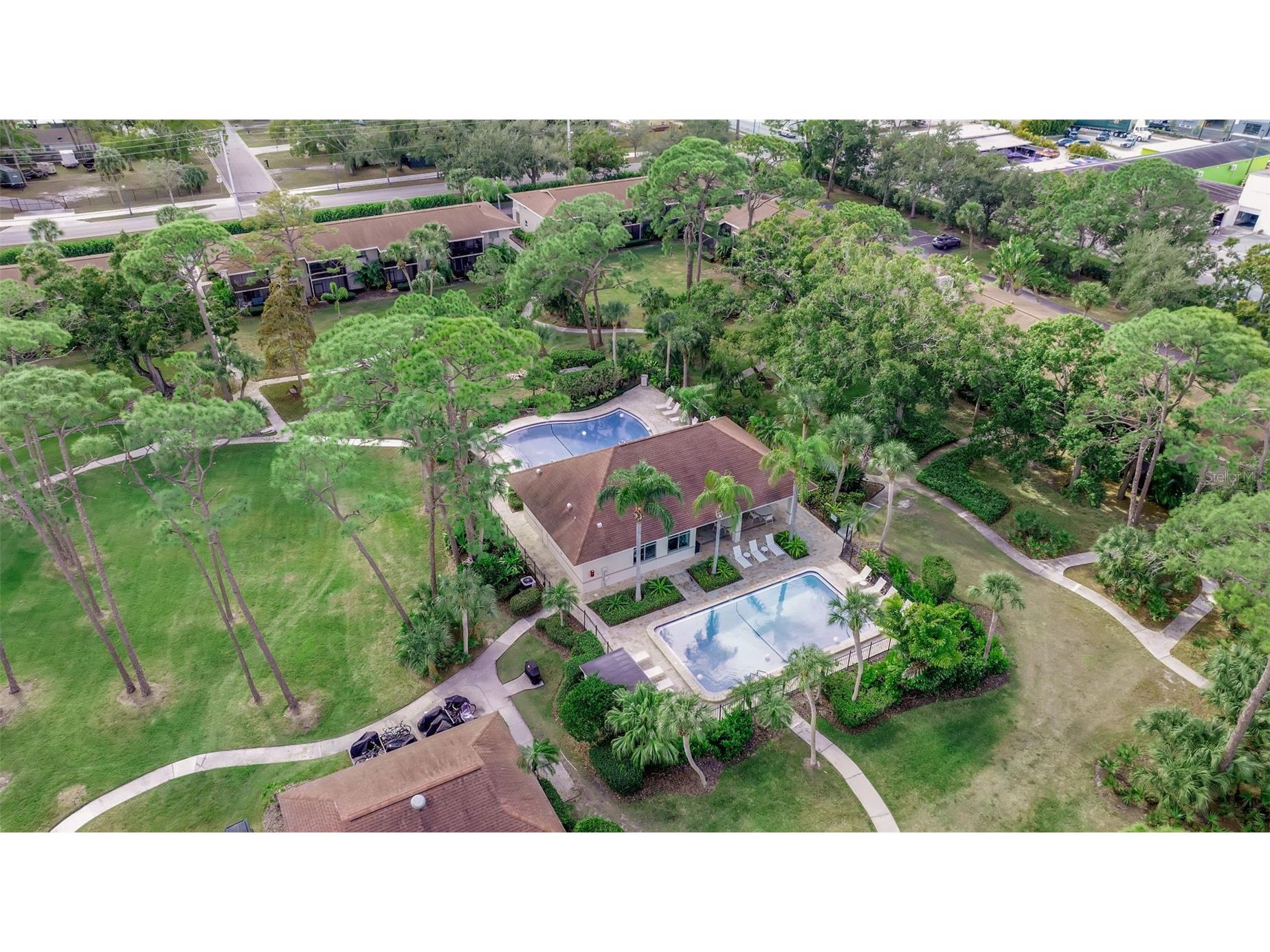 960 La Costa Circle #3 Sarasota FL 34237 A4677986 image30