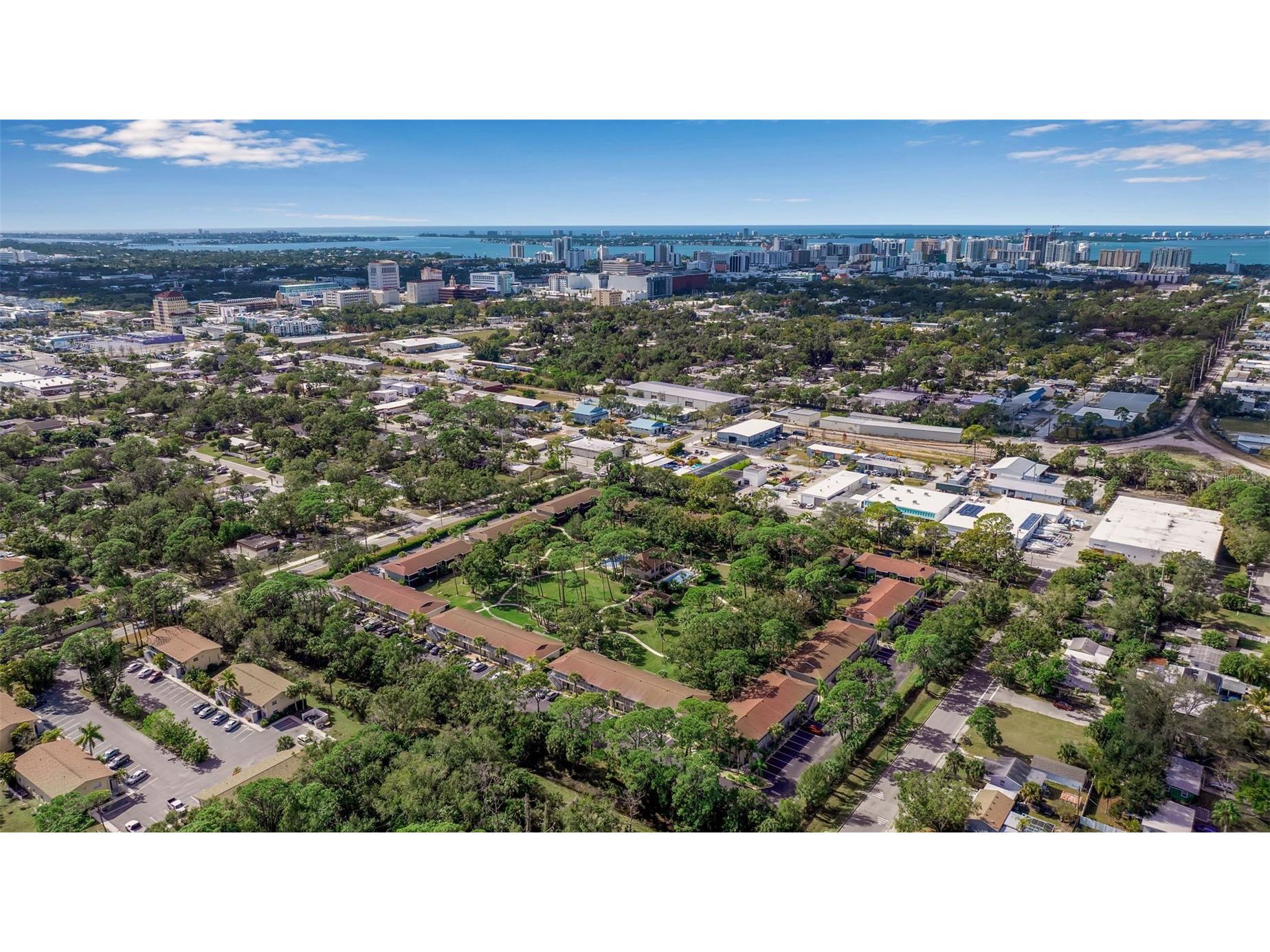 960 La Costa Circle #3 Sarasota FL 34237 A4677986 image33