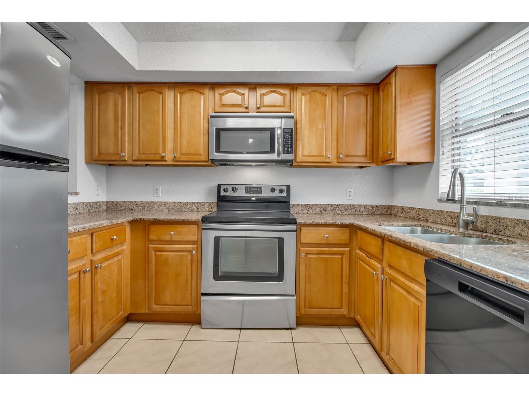 960 La Costa Circle #3 Sarasota FL 34237 A4677986 image6