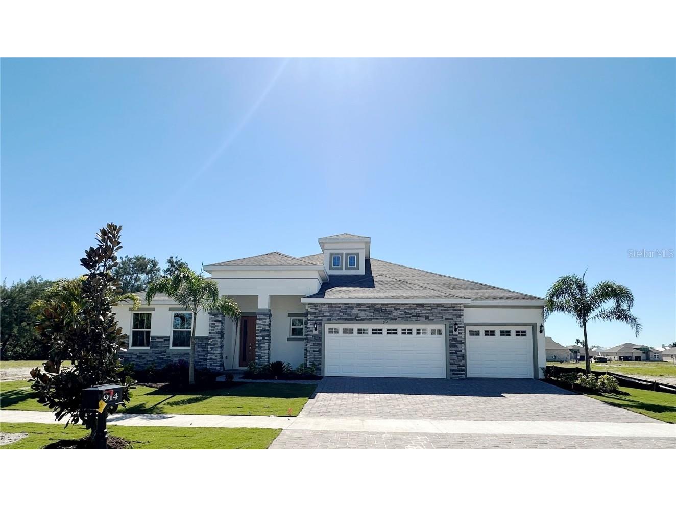 960 Signet Drive Apollo Beach FL 33572 O6110433 image1