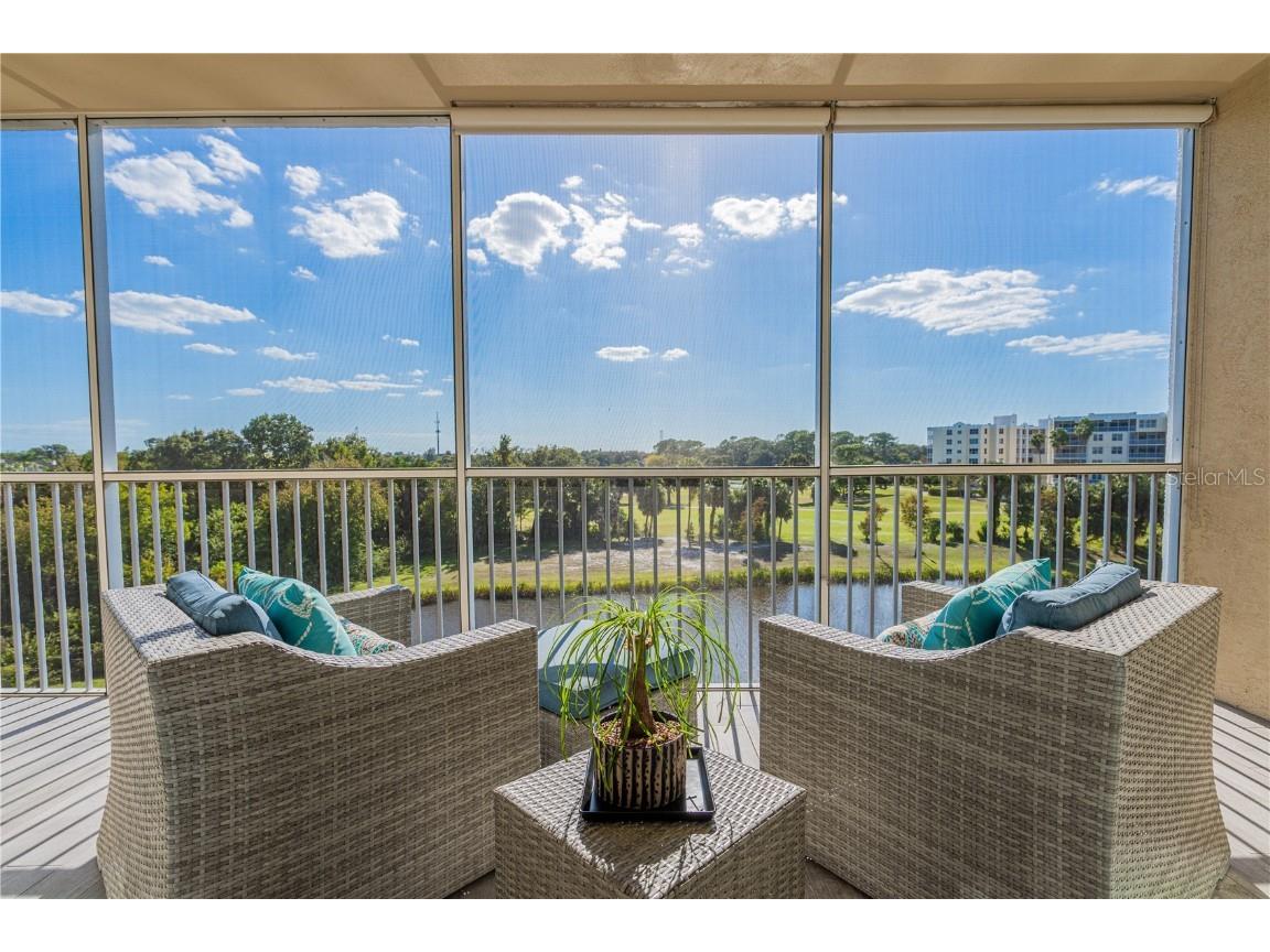 960 Starkey Road #8303 Largo FL 33771 U8219173 image1