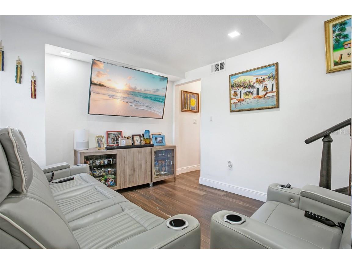 960 Strathmore Drive Orlando FL 32806 - LAKE ARNOLD O6345037 image10