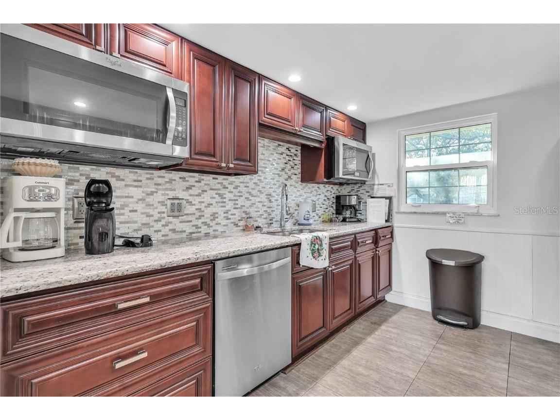 960 Virginia Street #107 Dunedin FL 34698 TB8425179 image25