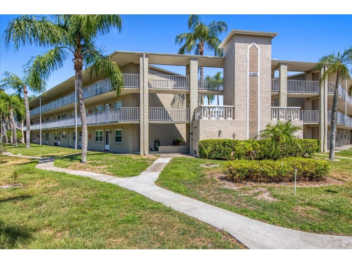 960 Virginia Street #305 Dunedin FL 34698 U8241012 image1