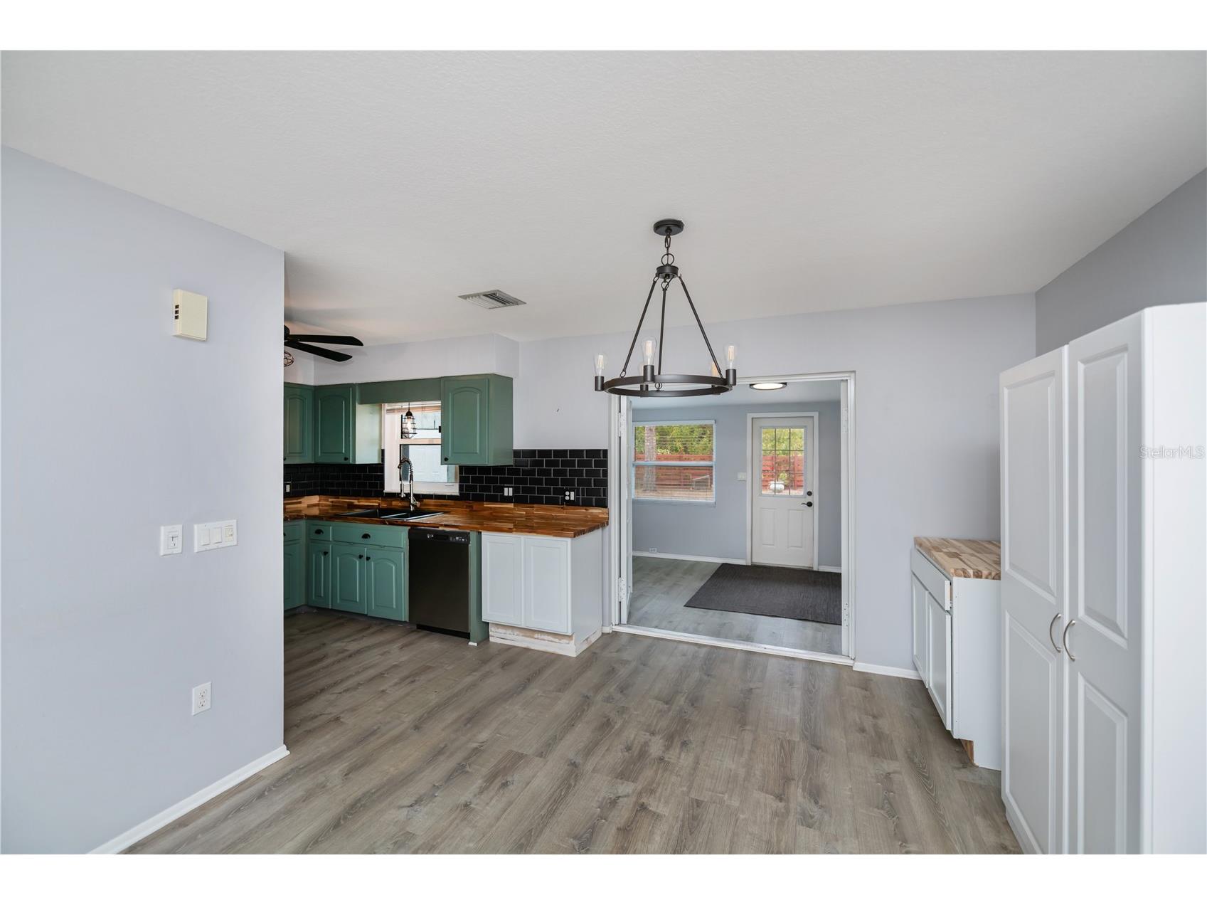 9601 Gulfstream Boulevard Englewood FL 34224 D6146622 image10