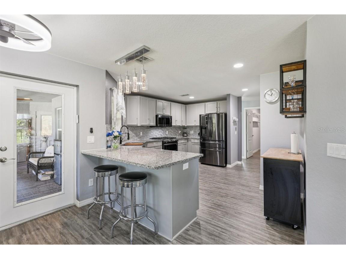 9601 Oakwood Drive Lake Wales FL 33898 TB8442448 image12