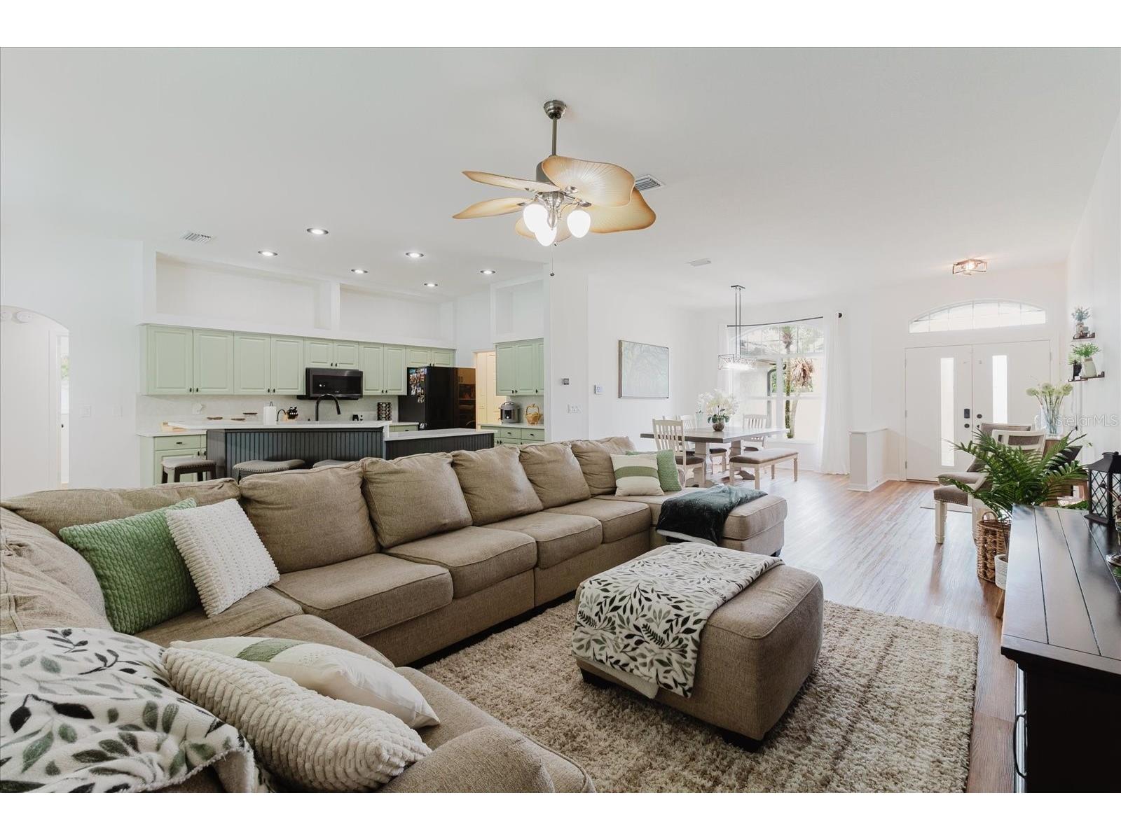 9601 Regents Park Drive Tampa FL 33647 TB8517604 image13