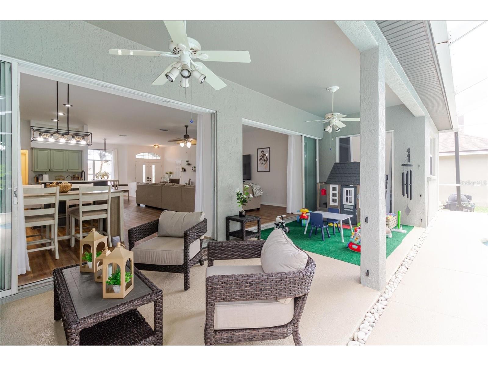 9601 Regents Park Drive Tampa FL 33647 TB8517604 image39