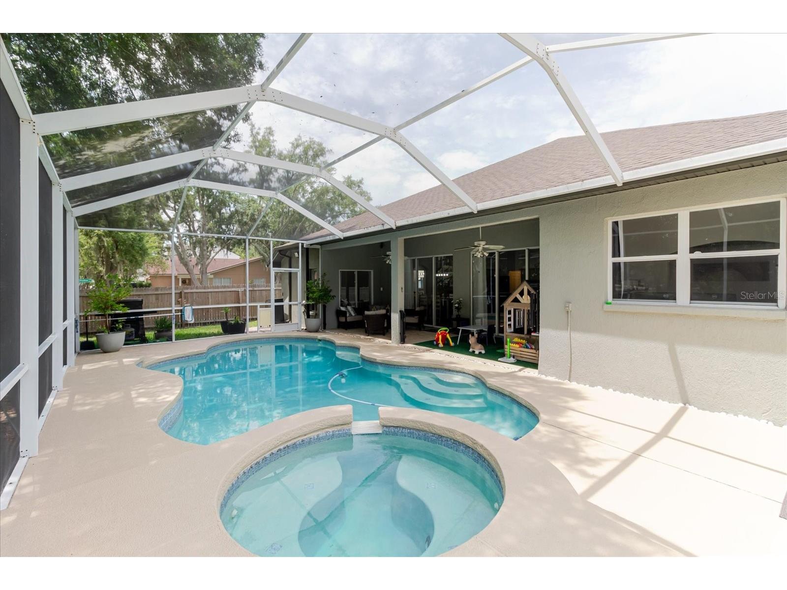 9601 Regents Park Drive Tampa FL 33647 TB8517604 image42
