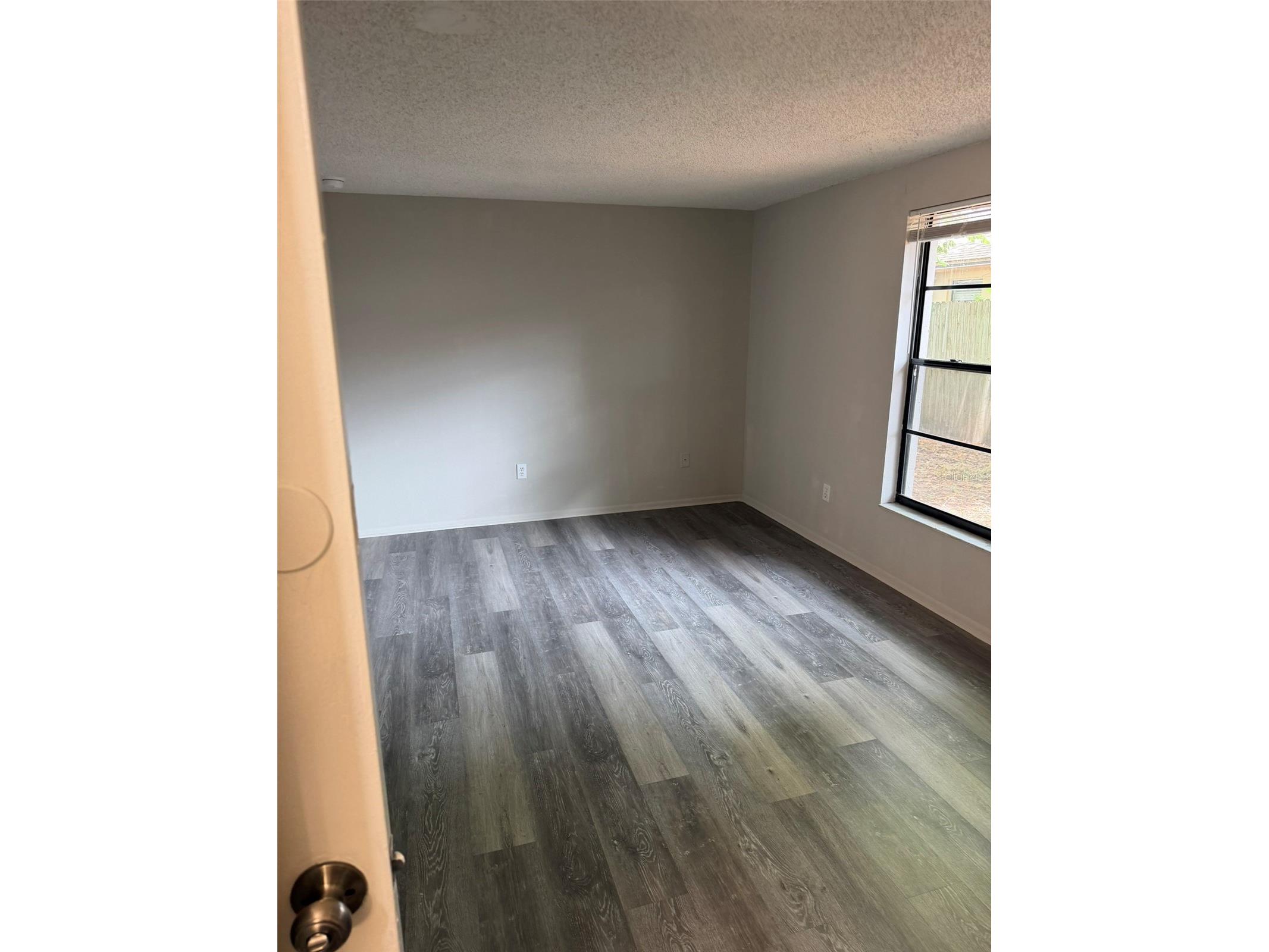 9601 Shalimar Court Tampa FL 33615 TB8510604 image12