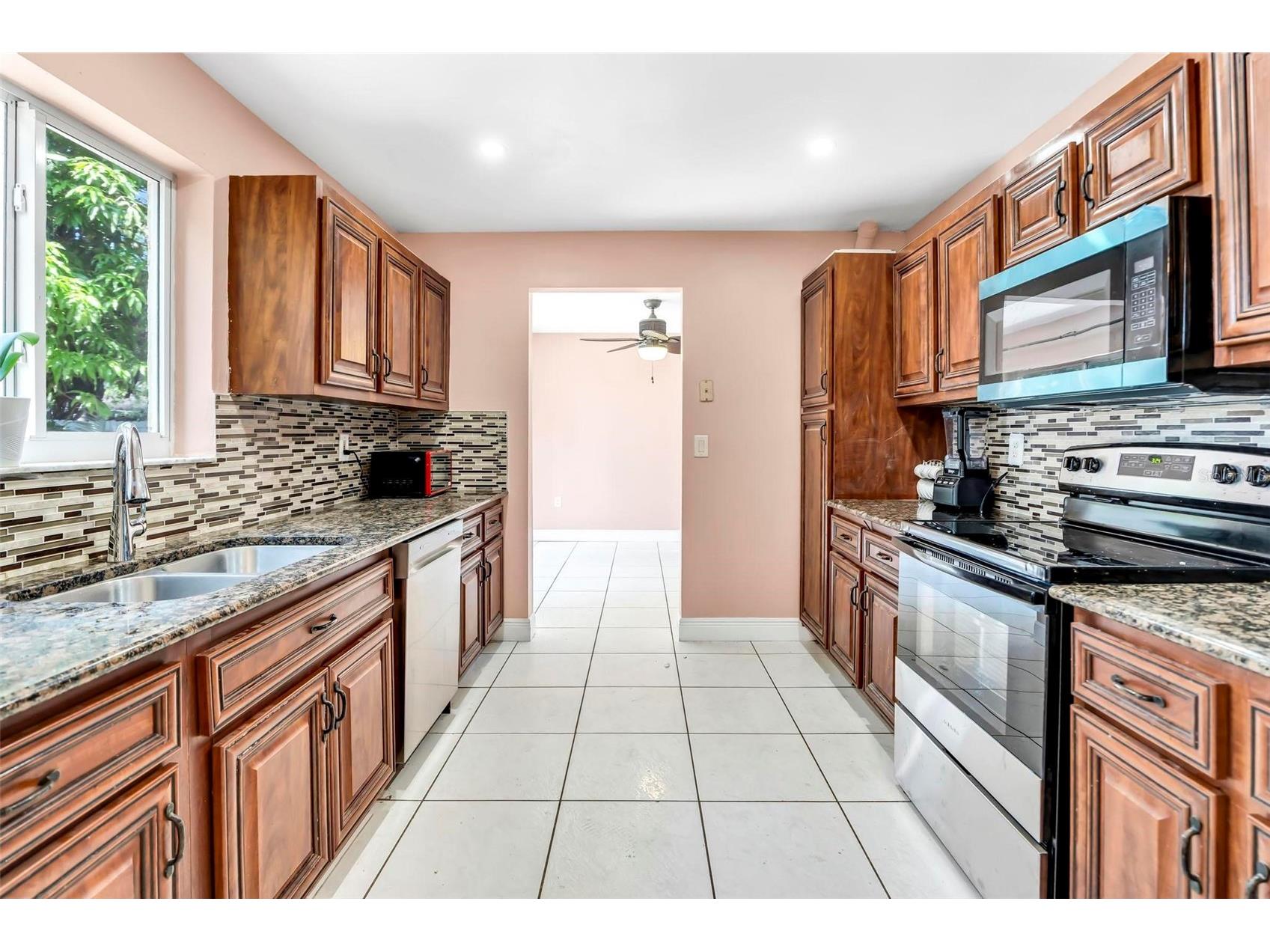 9601 SW 9th Court Pembroke Pines FL 33025 OM724144 image32