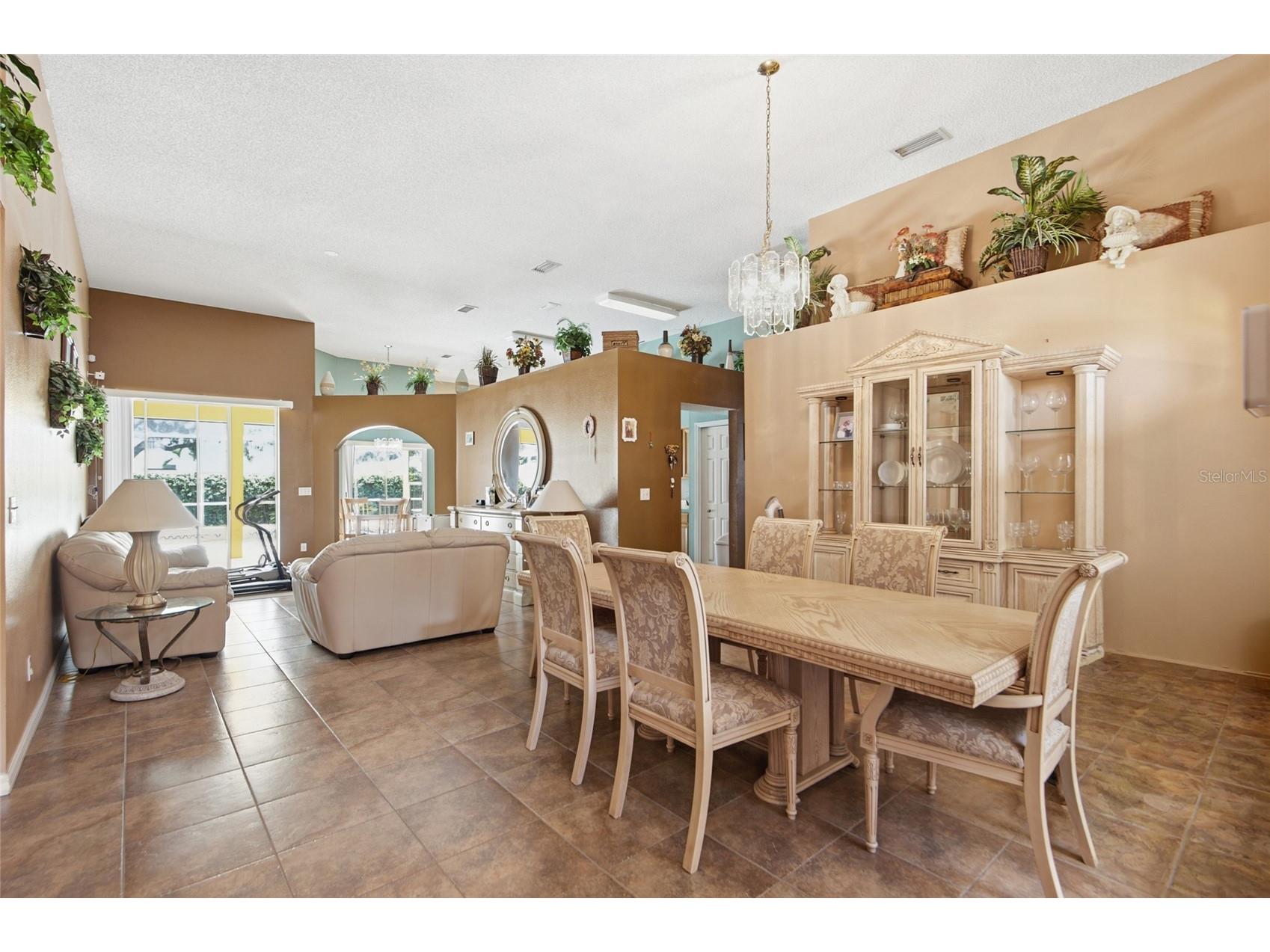 9602 Sunnyoak Drive Riverview FL 33569 TB8523192 image3