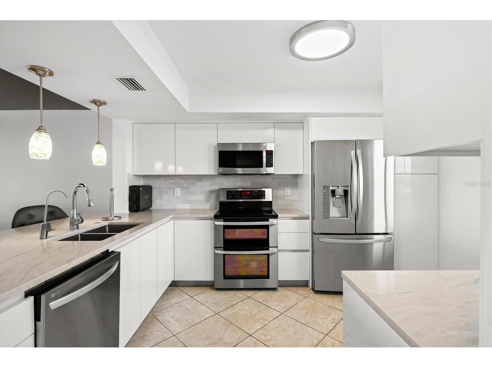 9604 Cortez Road W #134 Bradenton FL 34210 - PALMA SOLA BAY INTERCOASTAL A4699738 image4