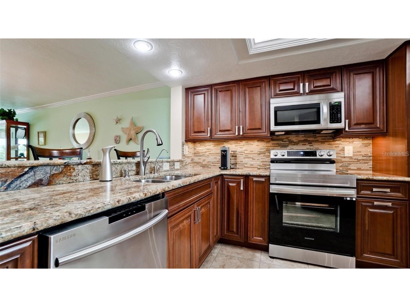 9604 Cortez Road W #213 Bradenton FL 34210 A4671622 image6