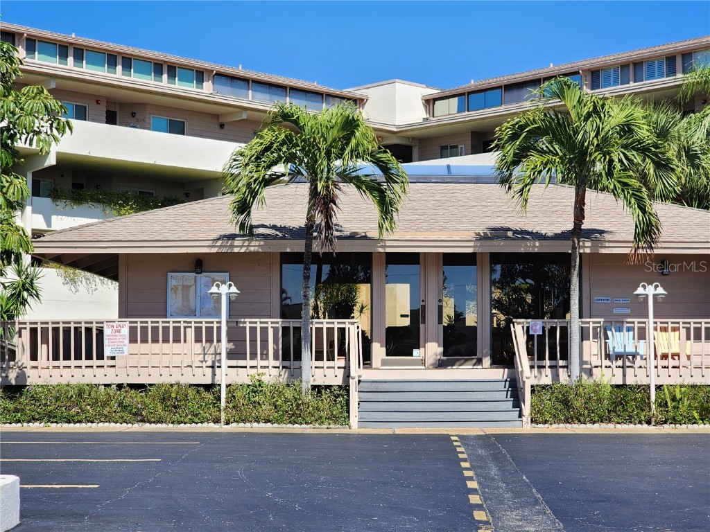 9604 Cortez Road W #432 Bradenton FL 34210 A4583081 image1