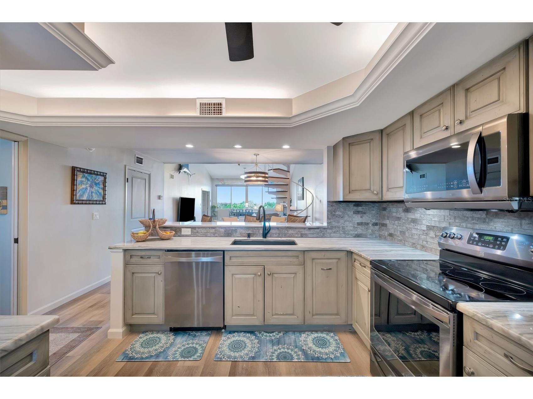 9604 Cortez Road W #436 Bradenton FL 34210 - PALMA SOLA BAY INTRACOASTAL A4687846 image10