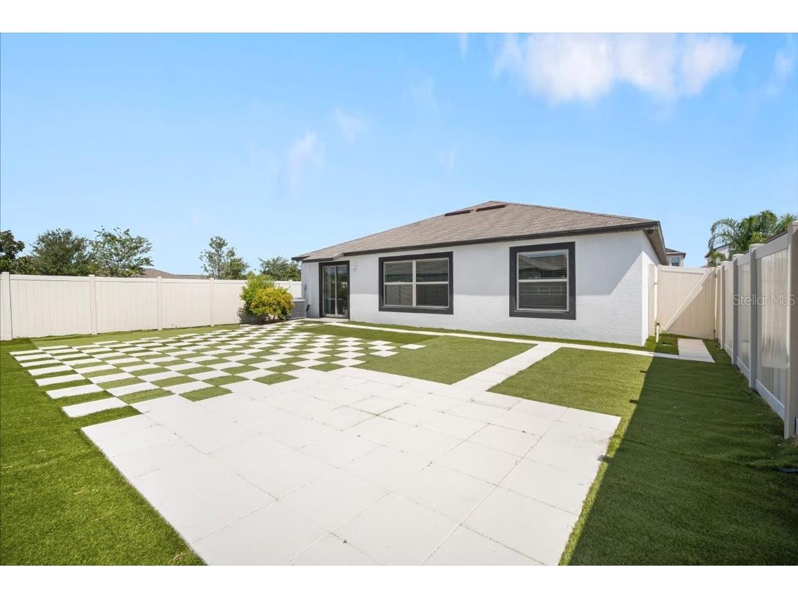 9607 Lemon Drop Loop Ruskin FL 33573 TB8405030 image24