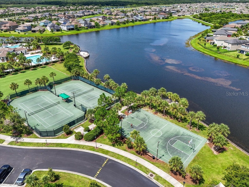 9607 Lemon Drop Loop Ruskin FL 33573 TB8405030 image31