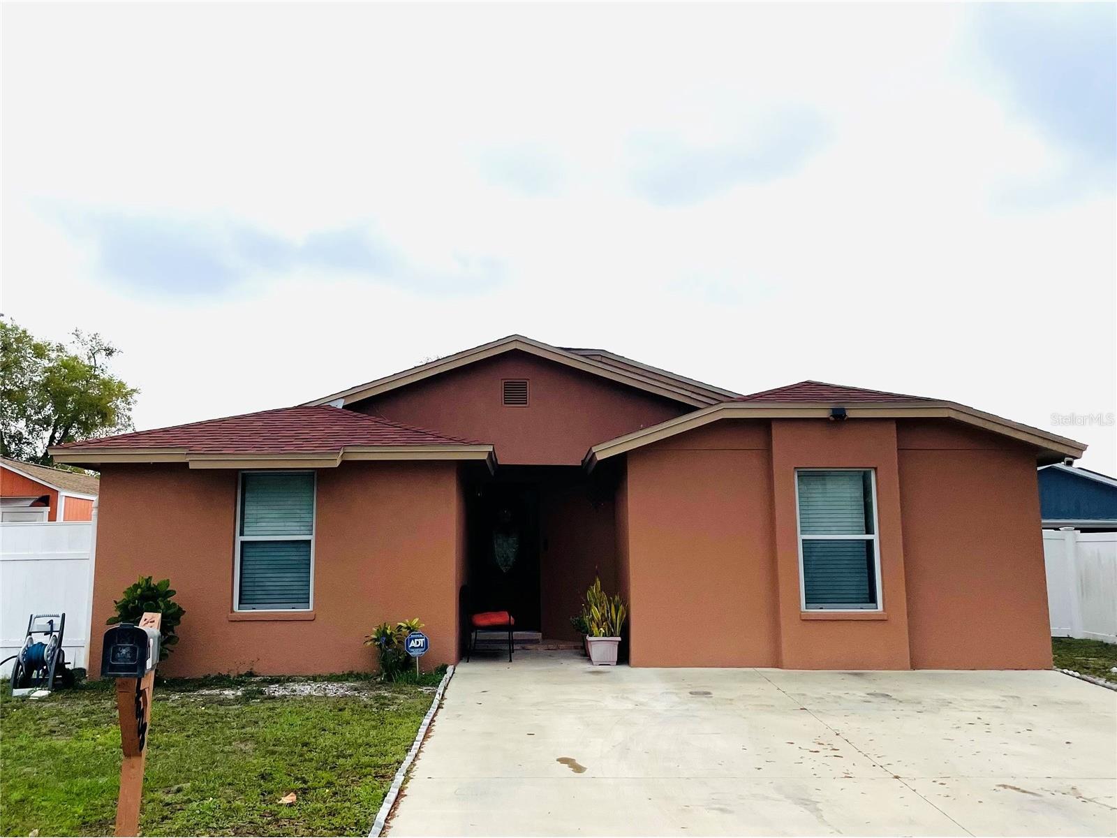 9608 Elgin Court Tampa FL 33615 TB8486238 image1