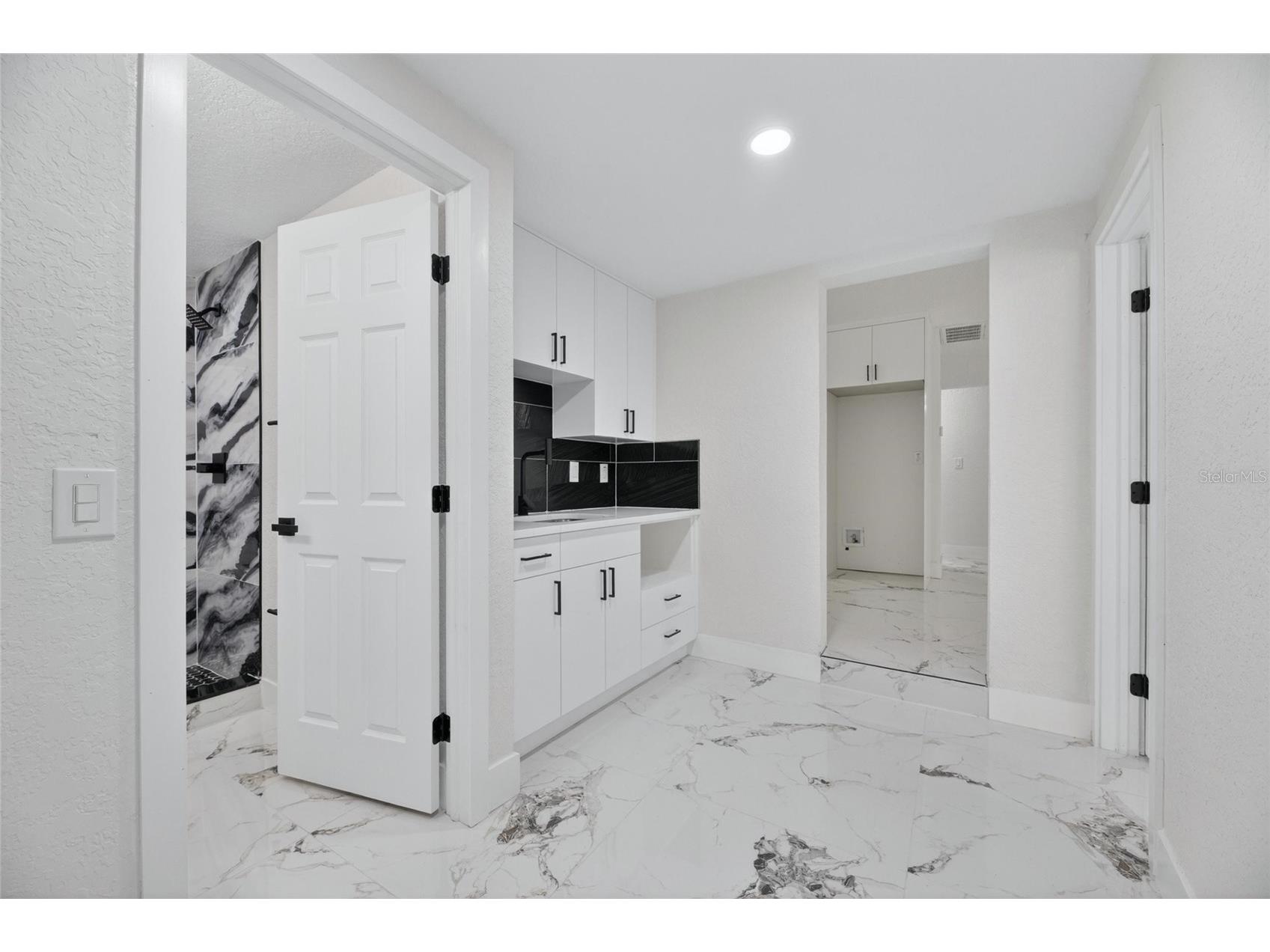 9608 N Aster Avenue Tampa FL 33612 TB8512931 image21