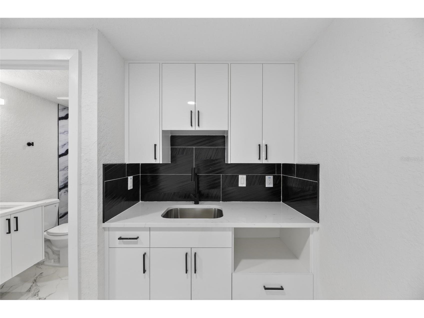 9608 N Aster Avenue Tampa FL 33612 TB8512931 image23