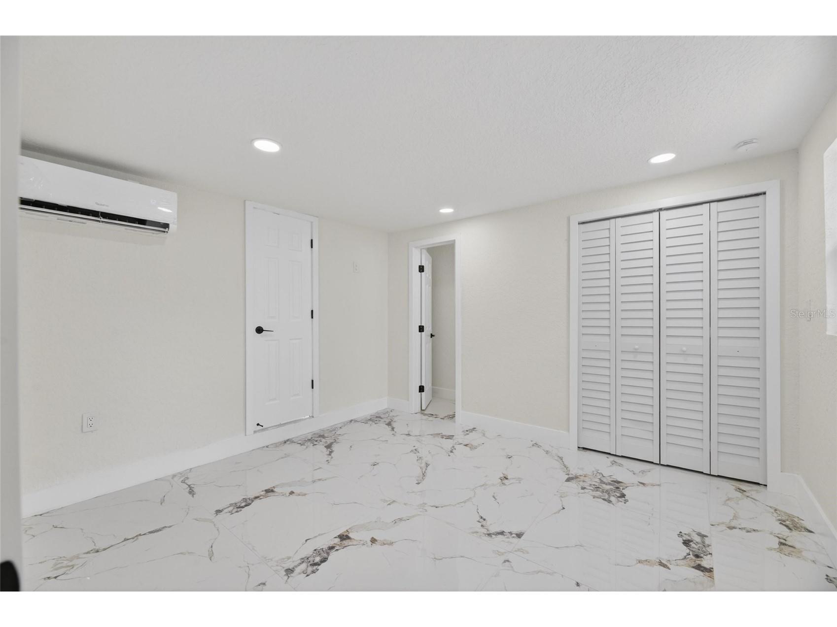 9608 N Aster Avenue Tampa FL 33612 TB8512931 image41