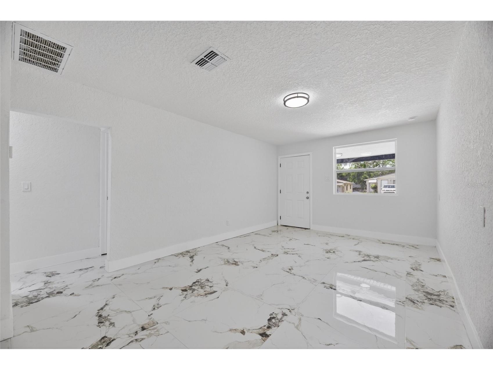 9608 N Aster Avenue Tampa FL 33612 TB8512931 image52