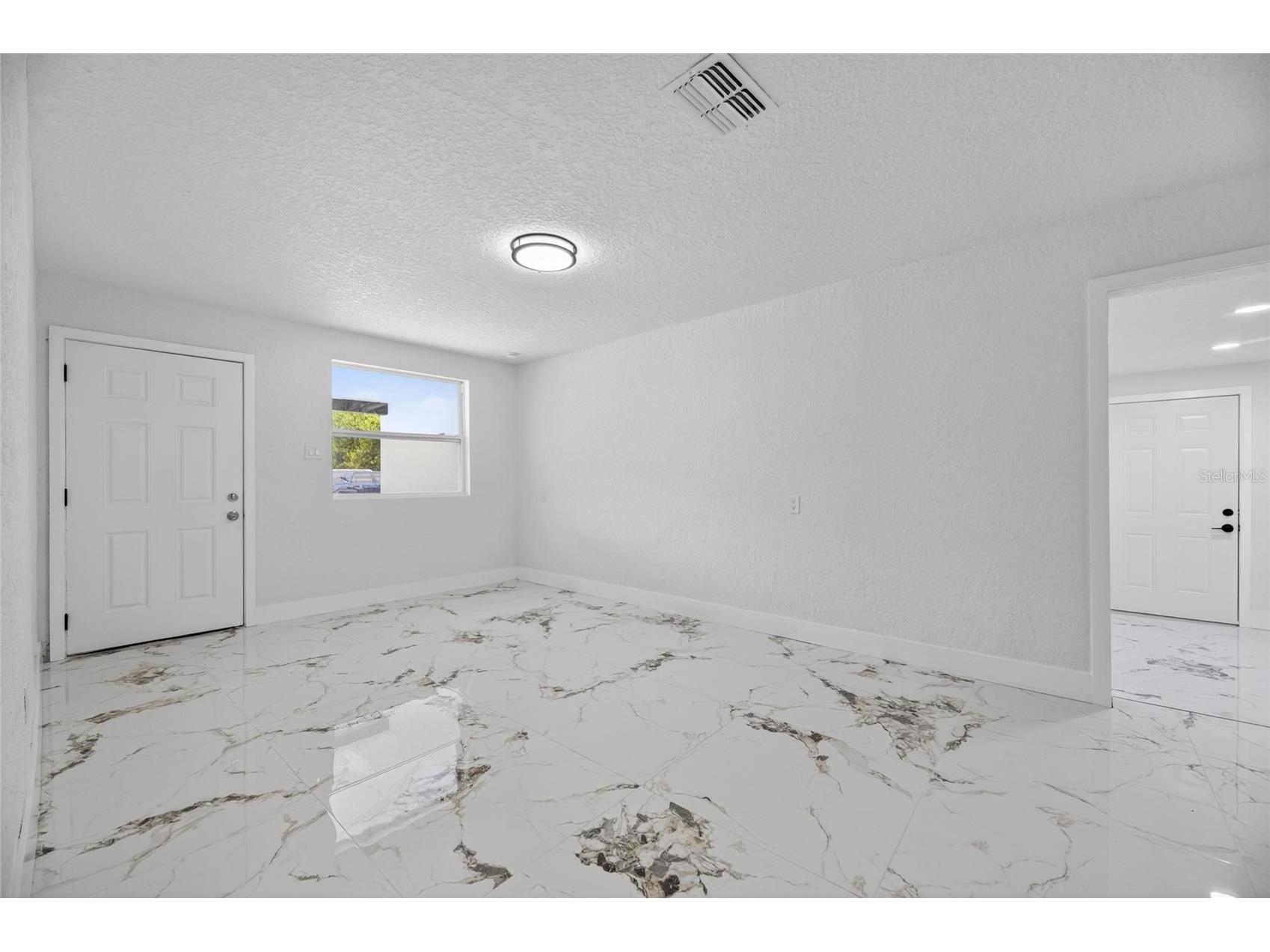 9608 N Aster Avenue Tampa FL 33612 TB8512931 image53