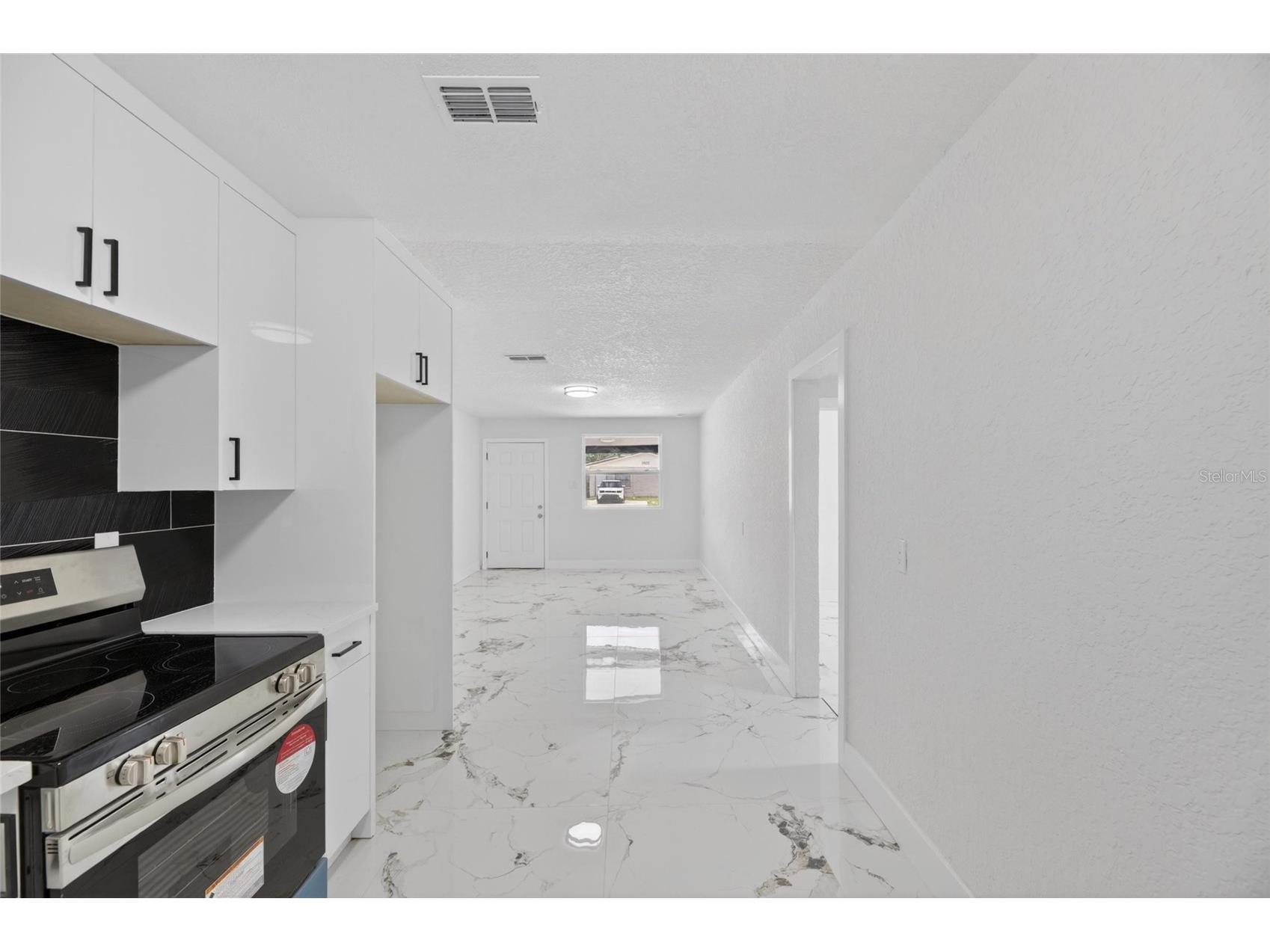 9608 N Aster Avenue Tampa FL 33612 TB8512931 image57