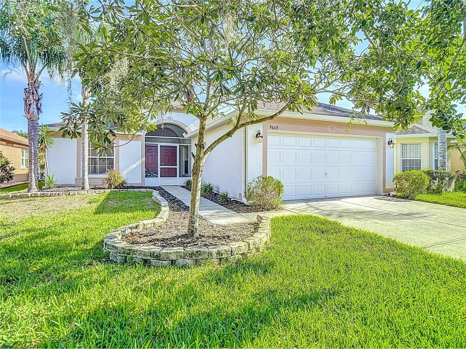 9608 Rolling Circle San Antonio FL 33576 TB8483522 image1