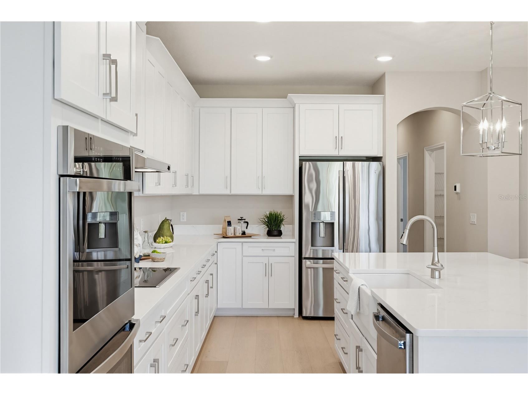 9608 Sorbonne Loop Seffner FL 33584 TB8507389 image15