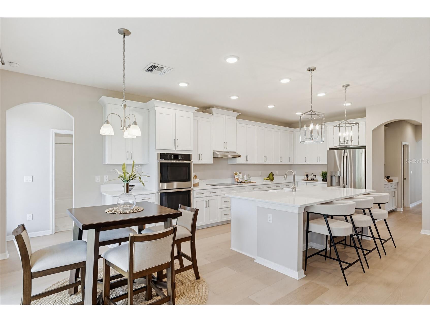 9608 Sorbonne Loop Seffner FL 33584 TB8507389 image17