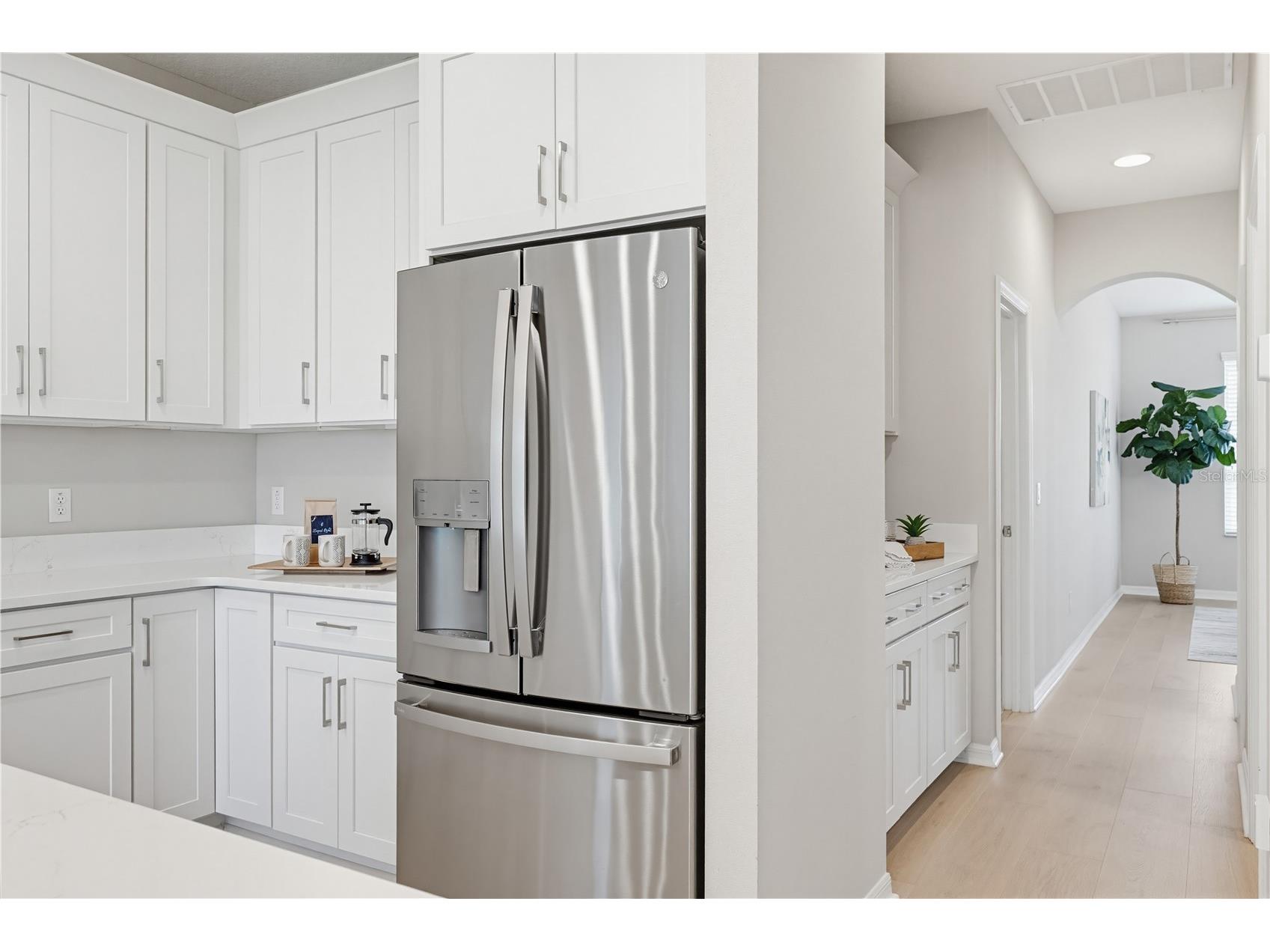 9608 Sorbonne Loop Seffner FL 33584 TB8507389 image18