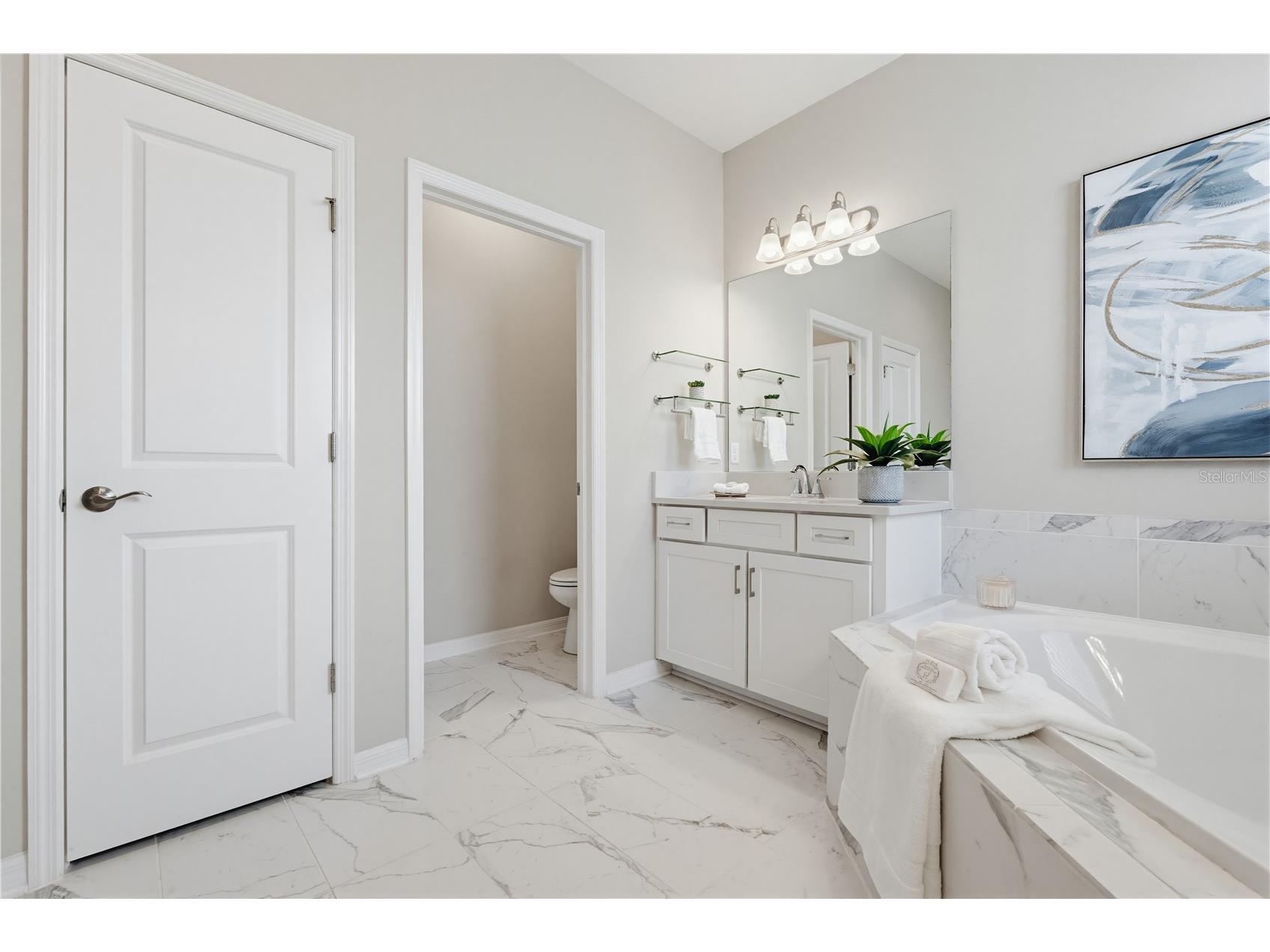 9608 Sorbonne Loop Seffner FL 33584 TB8507389 image27