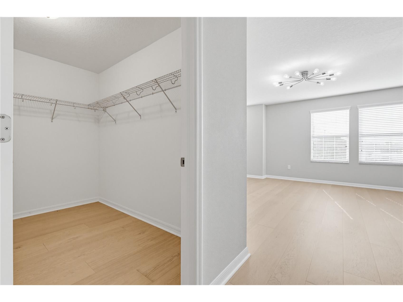 9608 Sorbonne Loop Seffner FL 33584 TB8507389 image46